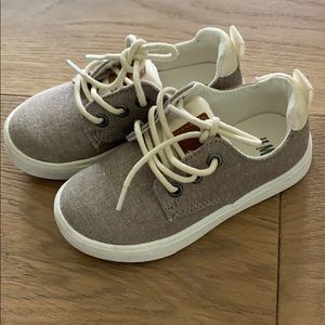 Little Boys HM Shoes Khaki Size 8